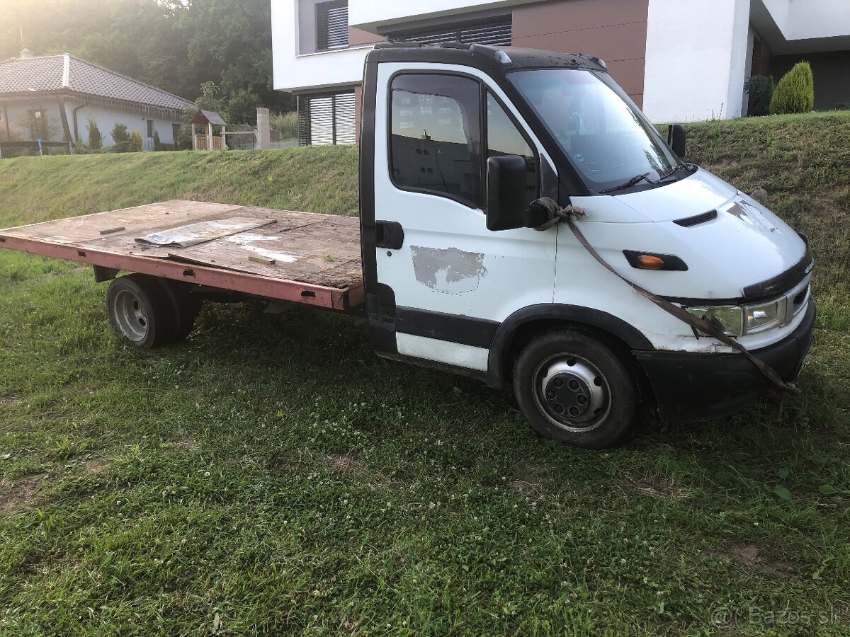 Predam,Vymenim Iveco daily 35C13 odtahovku 3,5t s korbou
