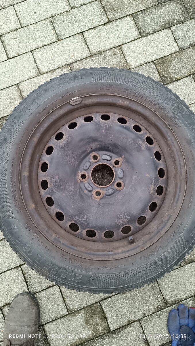 Predám 4 zimné kolesá na C-Max