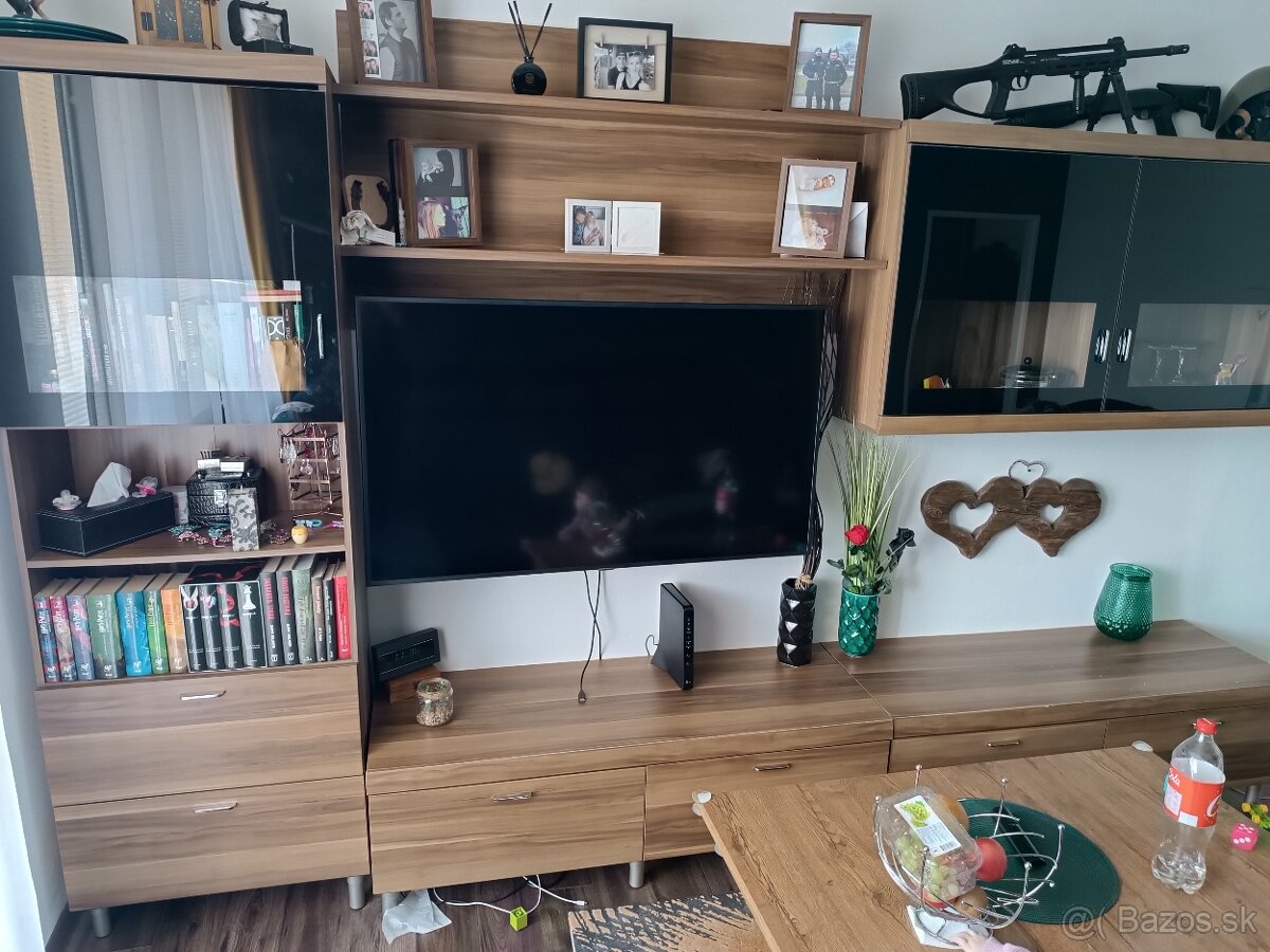 Používaná obývacia stena