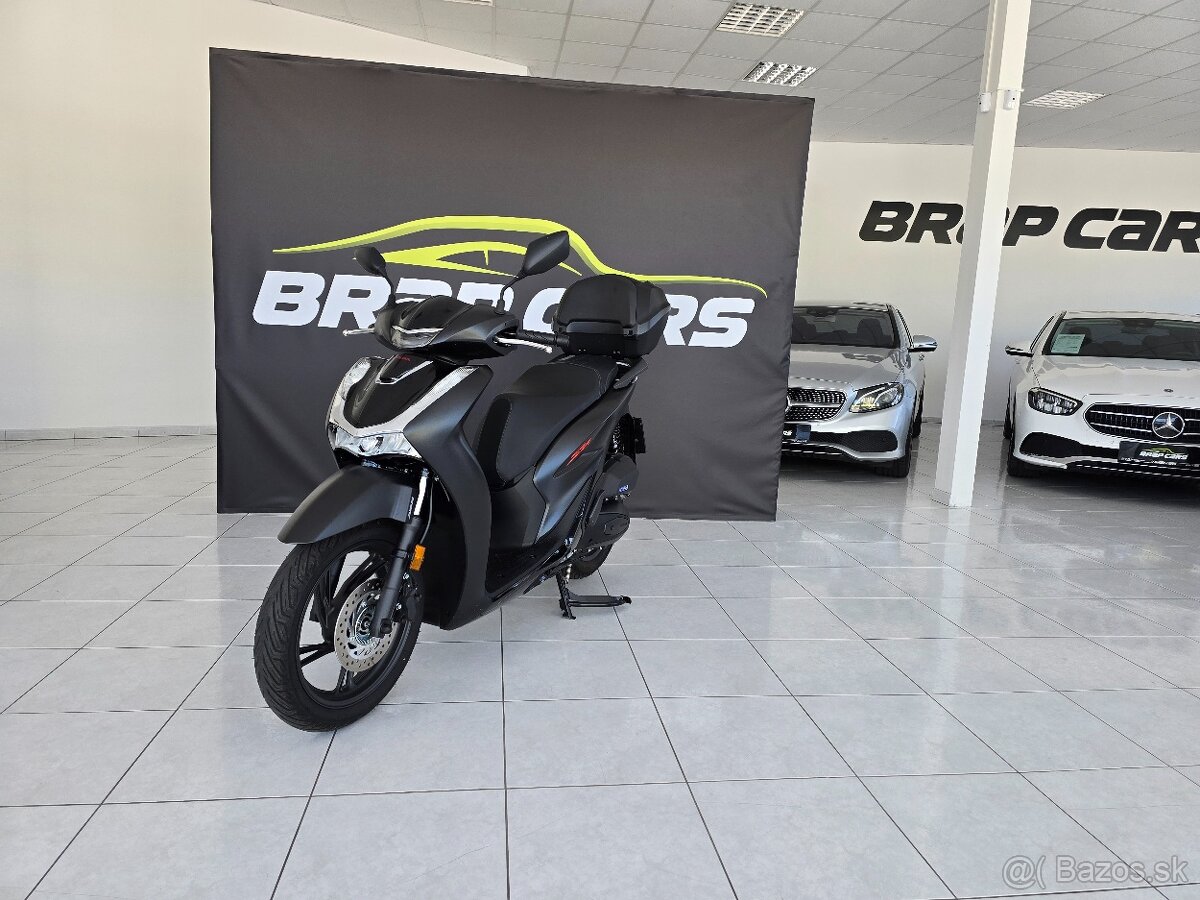 Honda SH 125 AD servisná knižka, SR, TOP stav