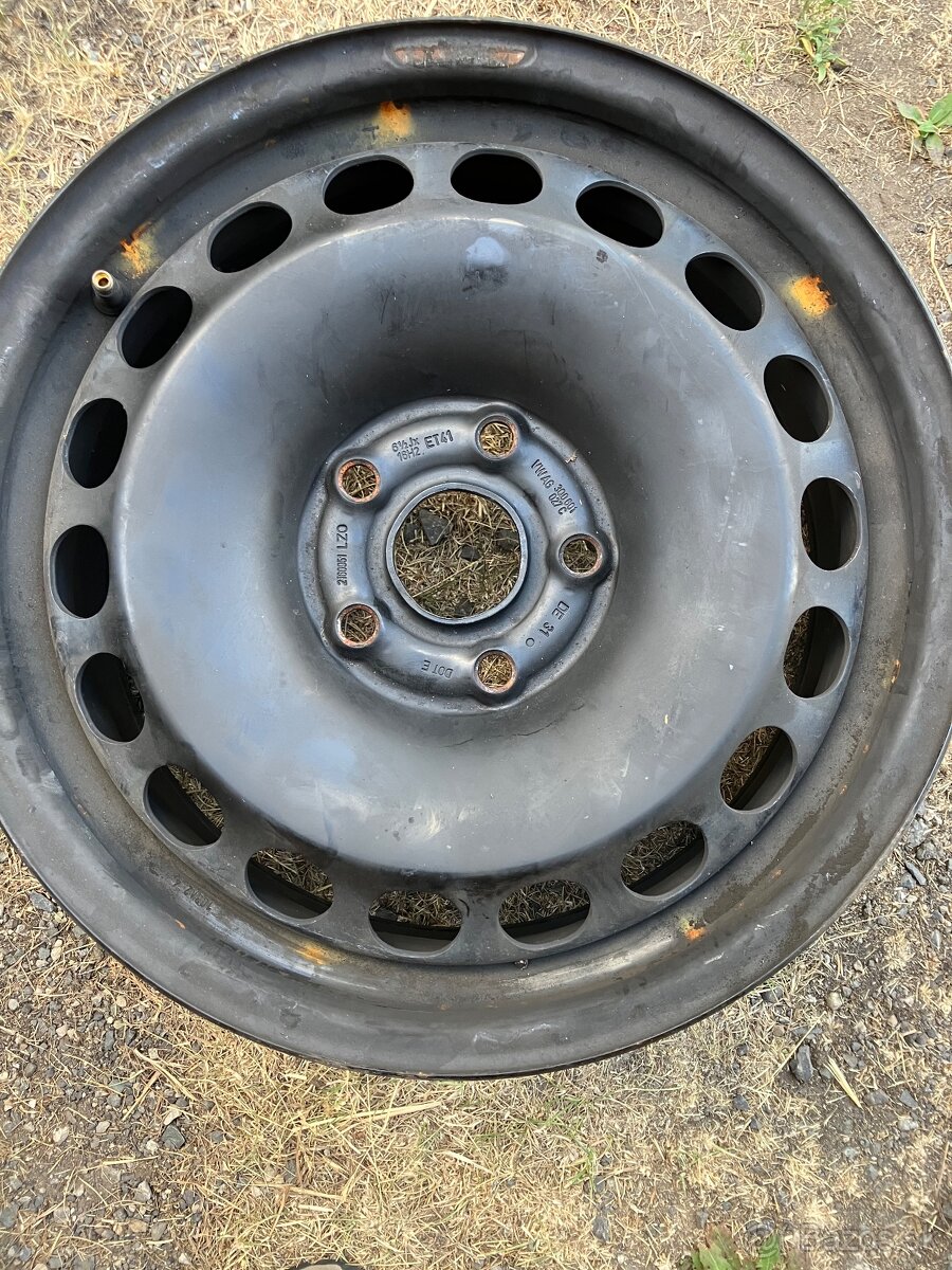 Plechové disky 16” originál VW ET41