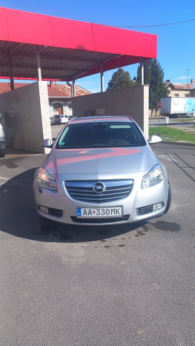Opel Insignia 2011