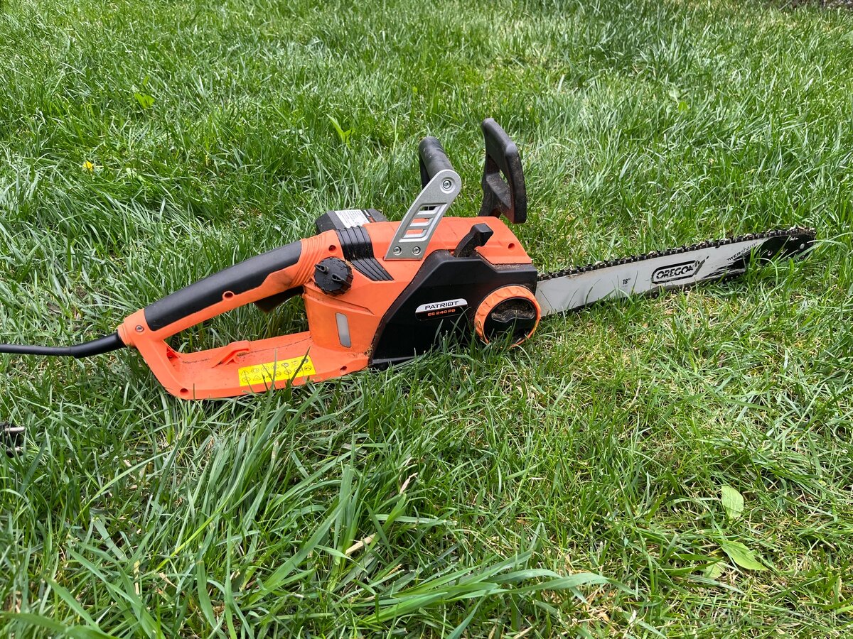 Elektrická retazova pila Mountfield Patriot 240 PS