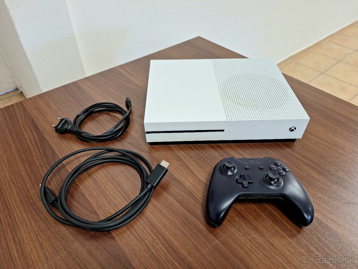 Microsoft Xbox One S 1TB