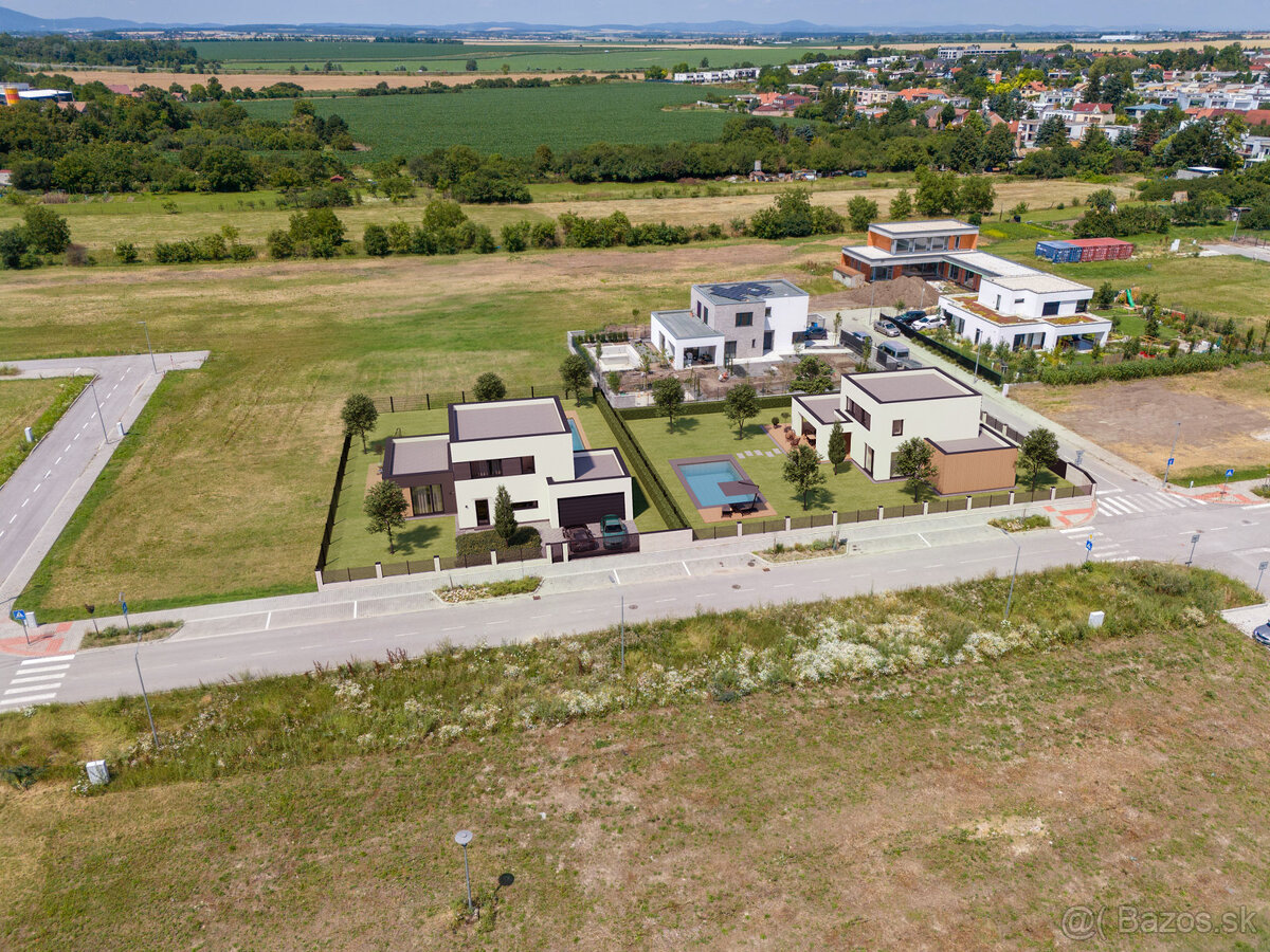 Na predaj nadštandardný stavebný pozemok vo vyhľadávanej lok