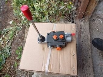 hydraulicky rozvadzač