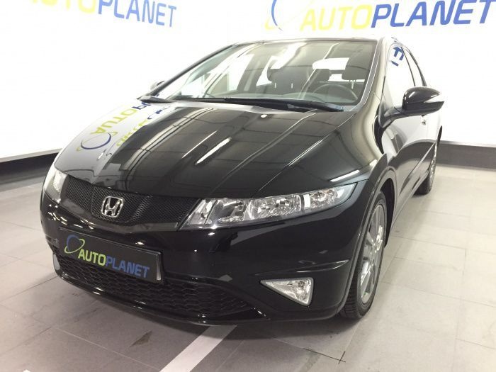 Honda civic 8g predný nárazník