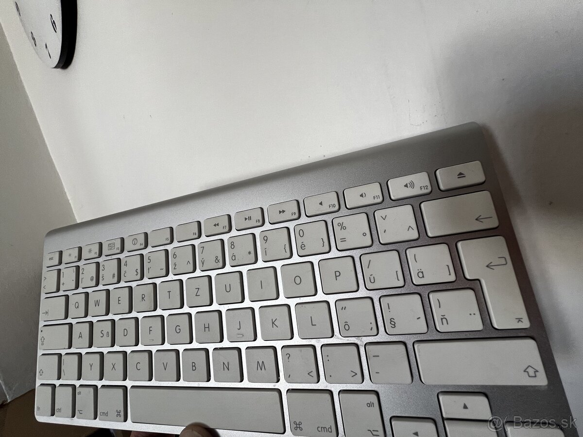 Apple wireless keyboard A1255