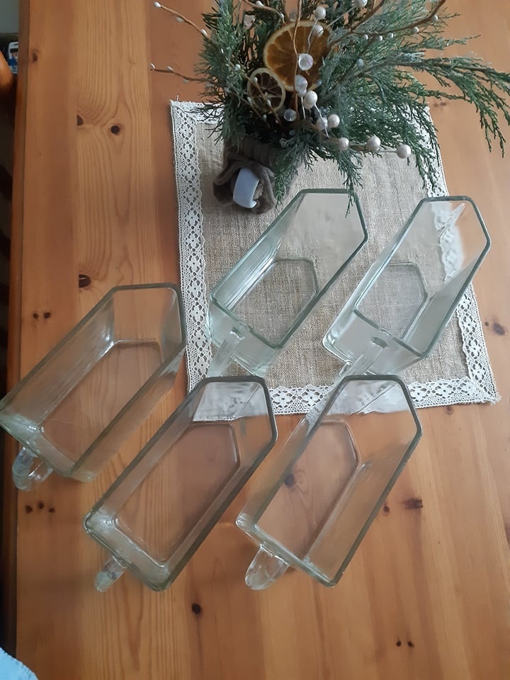 Sklenené nádoby, dózy na cukor, soľ.....