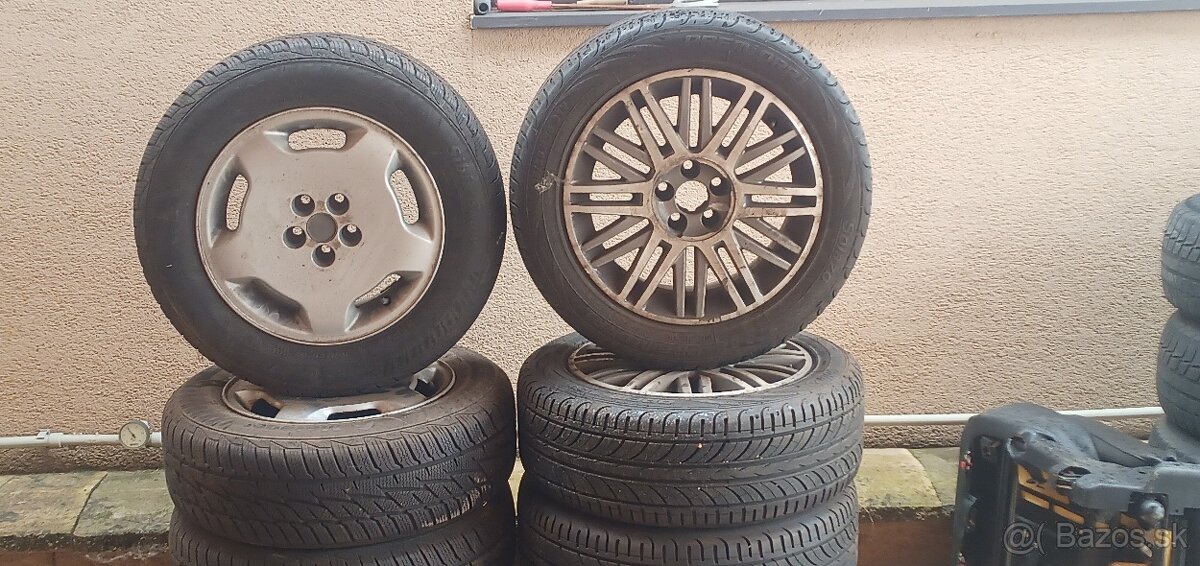 Dve sady diskov s pneu R16 R15 jazdené na Lanciu phedra.