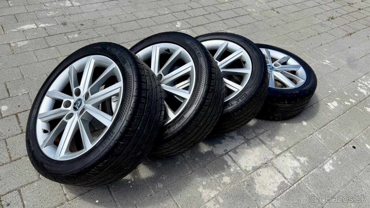 Predám R17 225/45 + letné pneumatiky