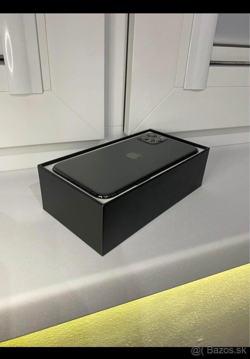.-100% Baterka Predam IPhone 11 PRO 64GB