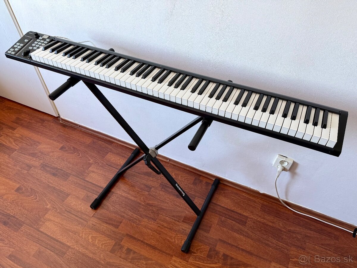 iCON iKeyboard 8X — 88-kláves, polovyvážené + stojan + pedál