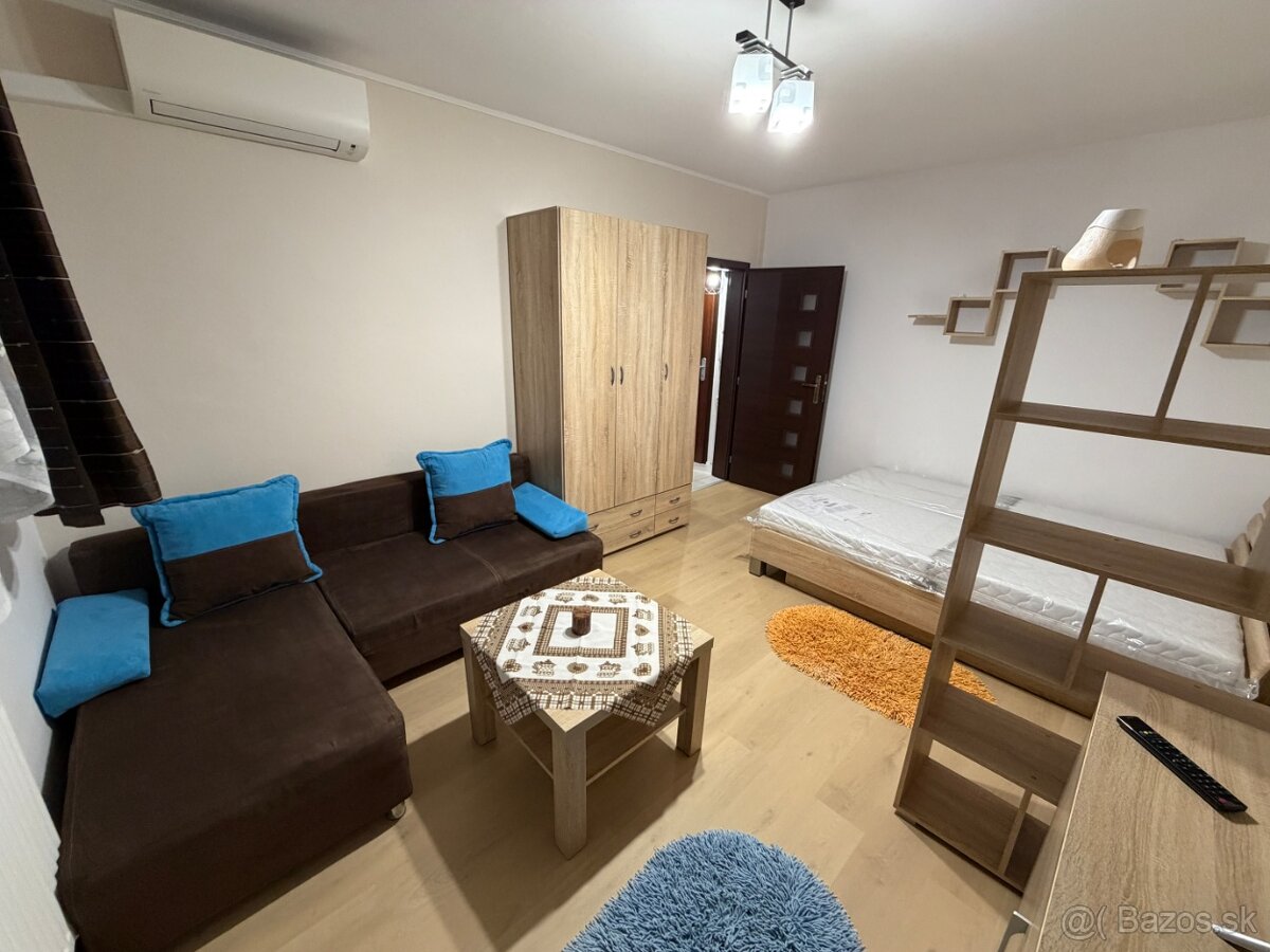 Prenájom 1-izbového bytu, Michalovce – Stráňany, 32 m²