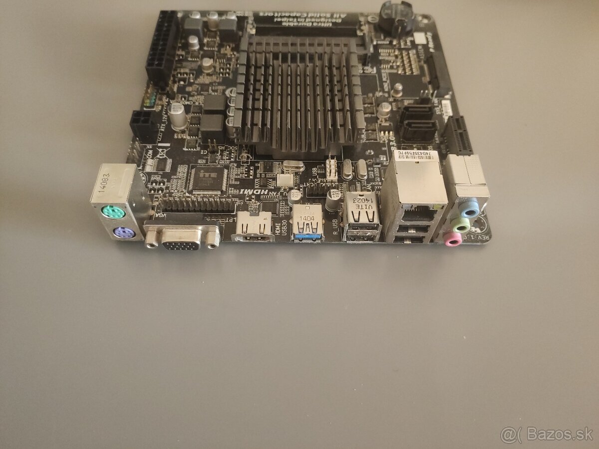 Motherboards vhodne pre networking