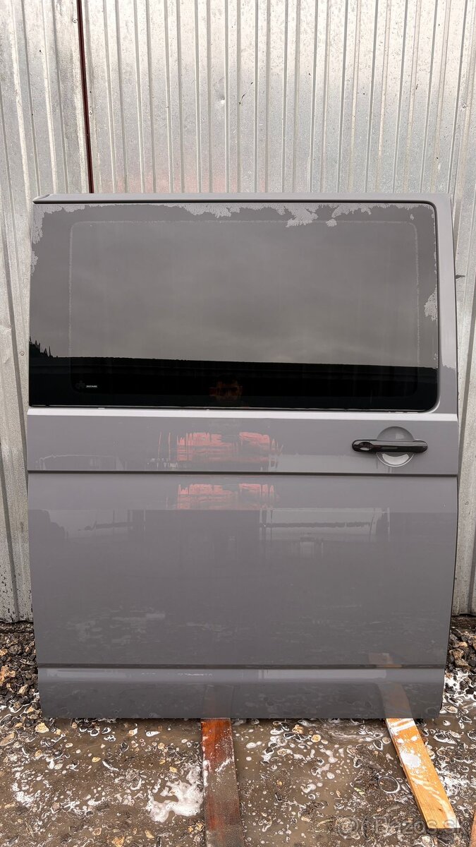 Volkswagen Transporter Dvere T5, T6