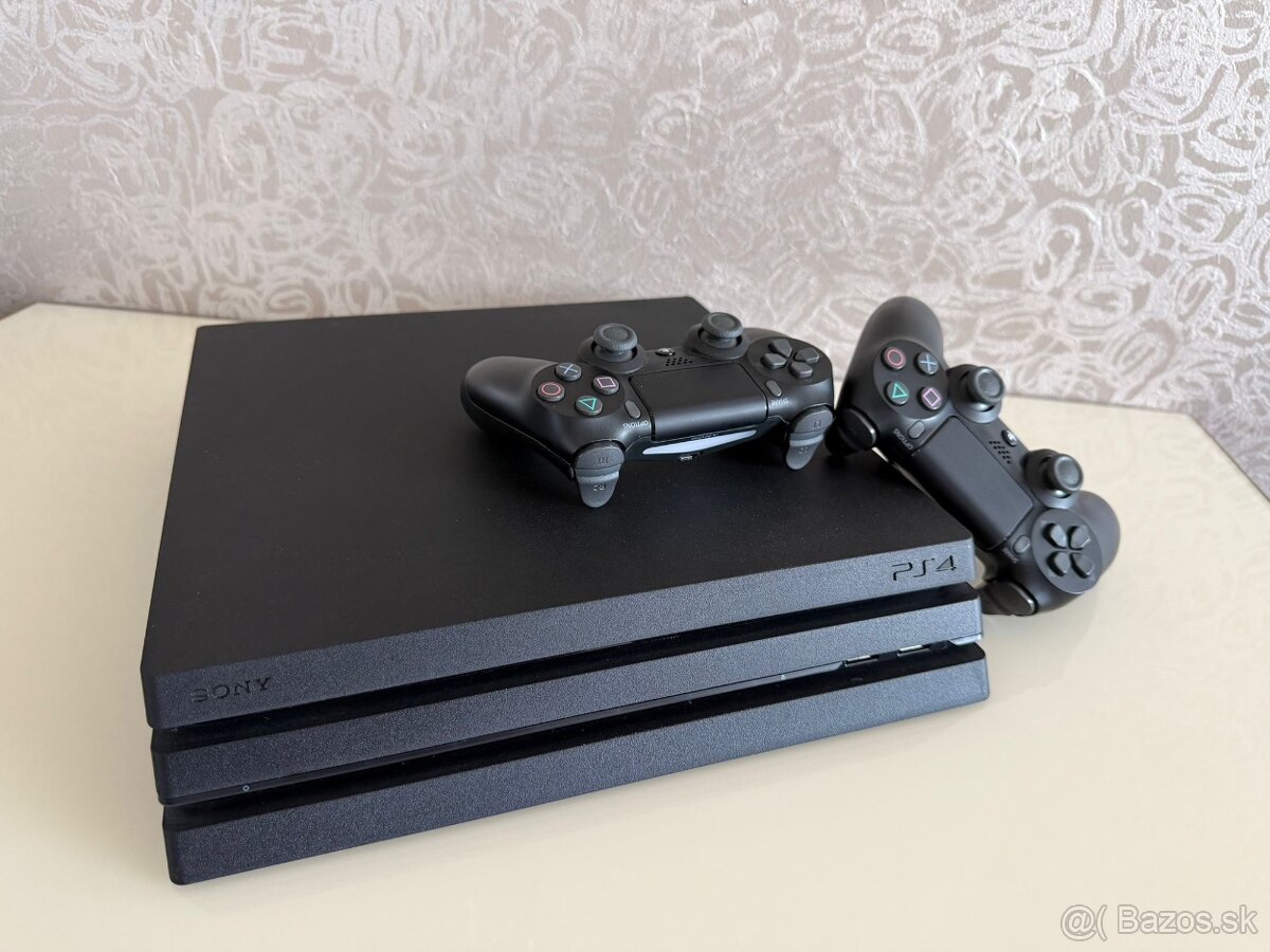 Playstation 4 pro 1TB 2x ovládač + hry
