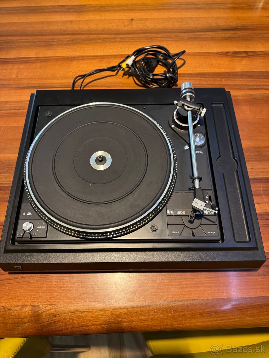 Dual 1256-Gramofón nemeckej výroby-pekny-funkčny+nový servis