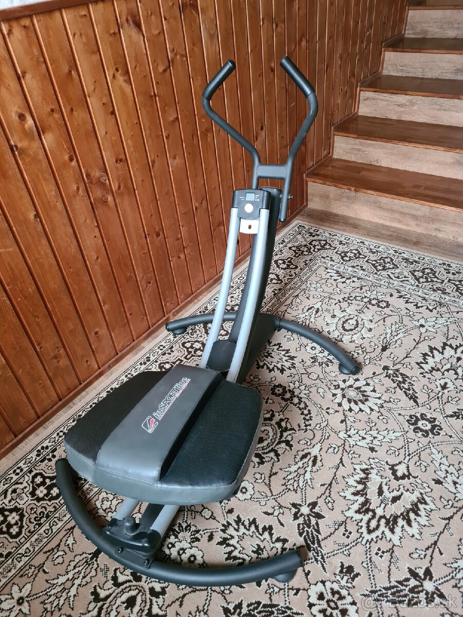 Insportline posilovací stroj.