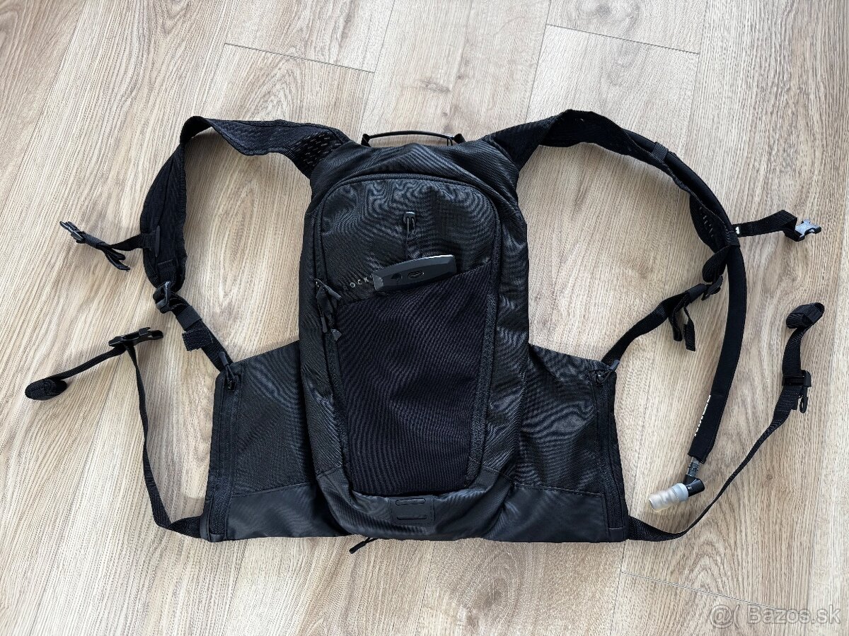 Batoh s hydrovakom Rockrider Explore 7L