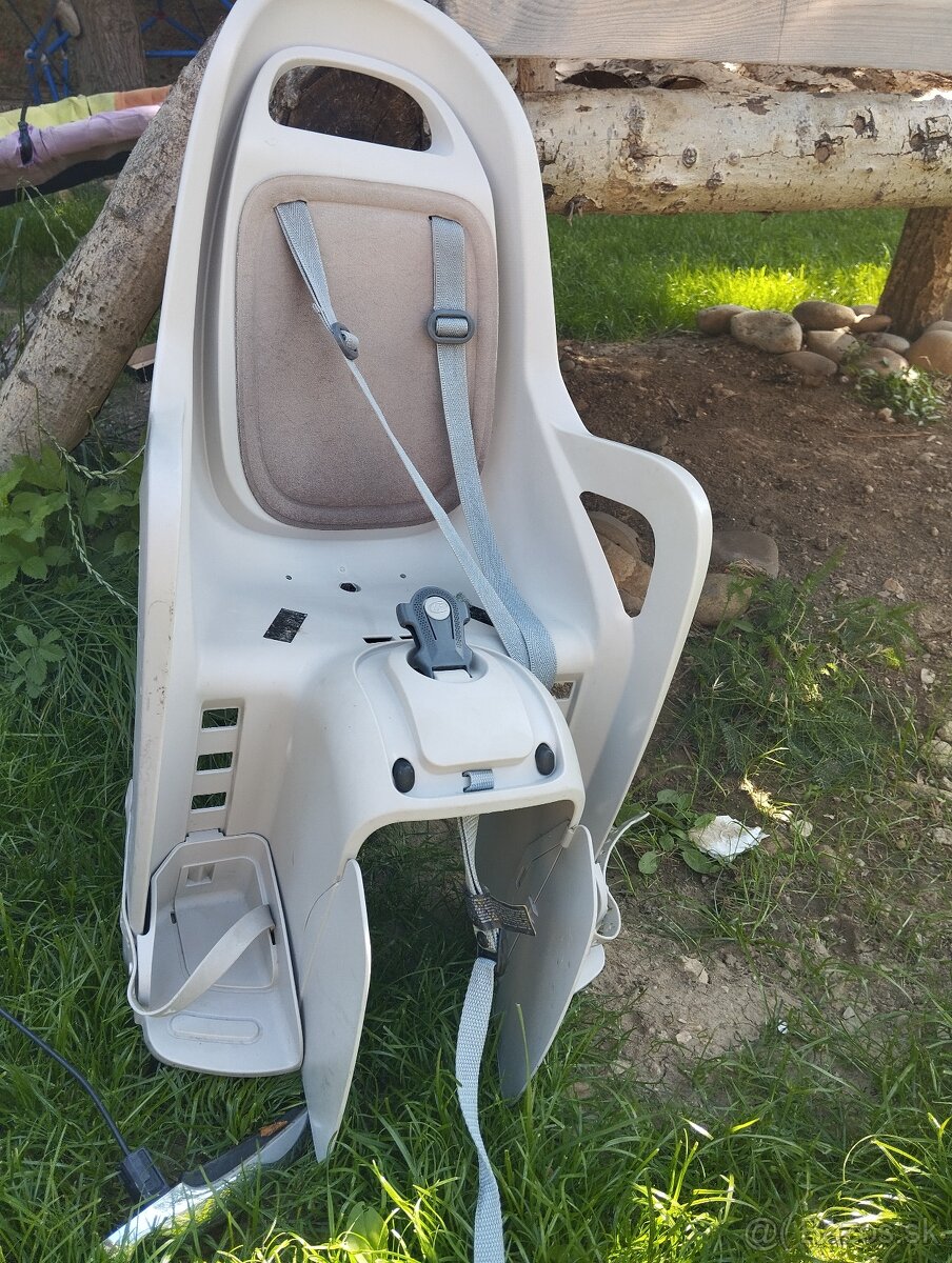 Sedačka na bicykel