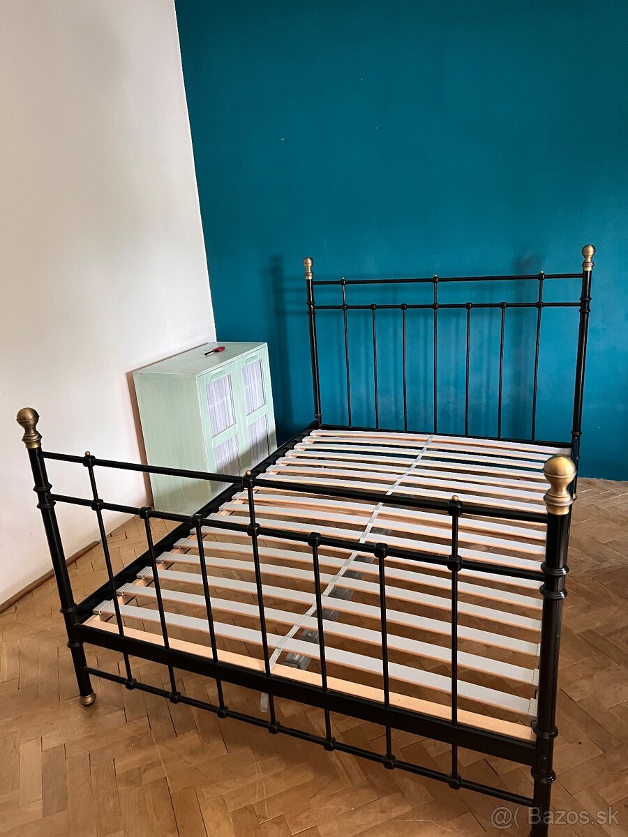Postel 160 x 200 cm