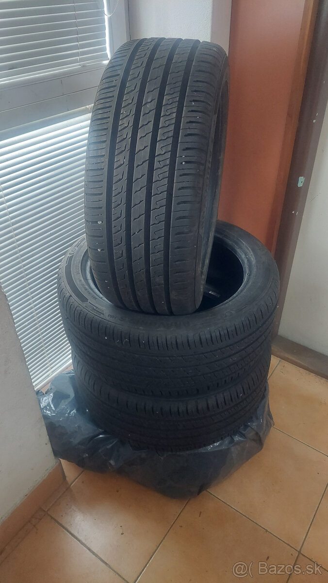 BARUM 225/45R17
