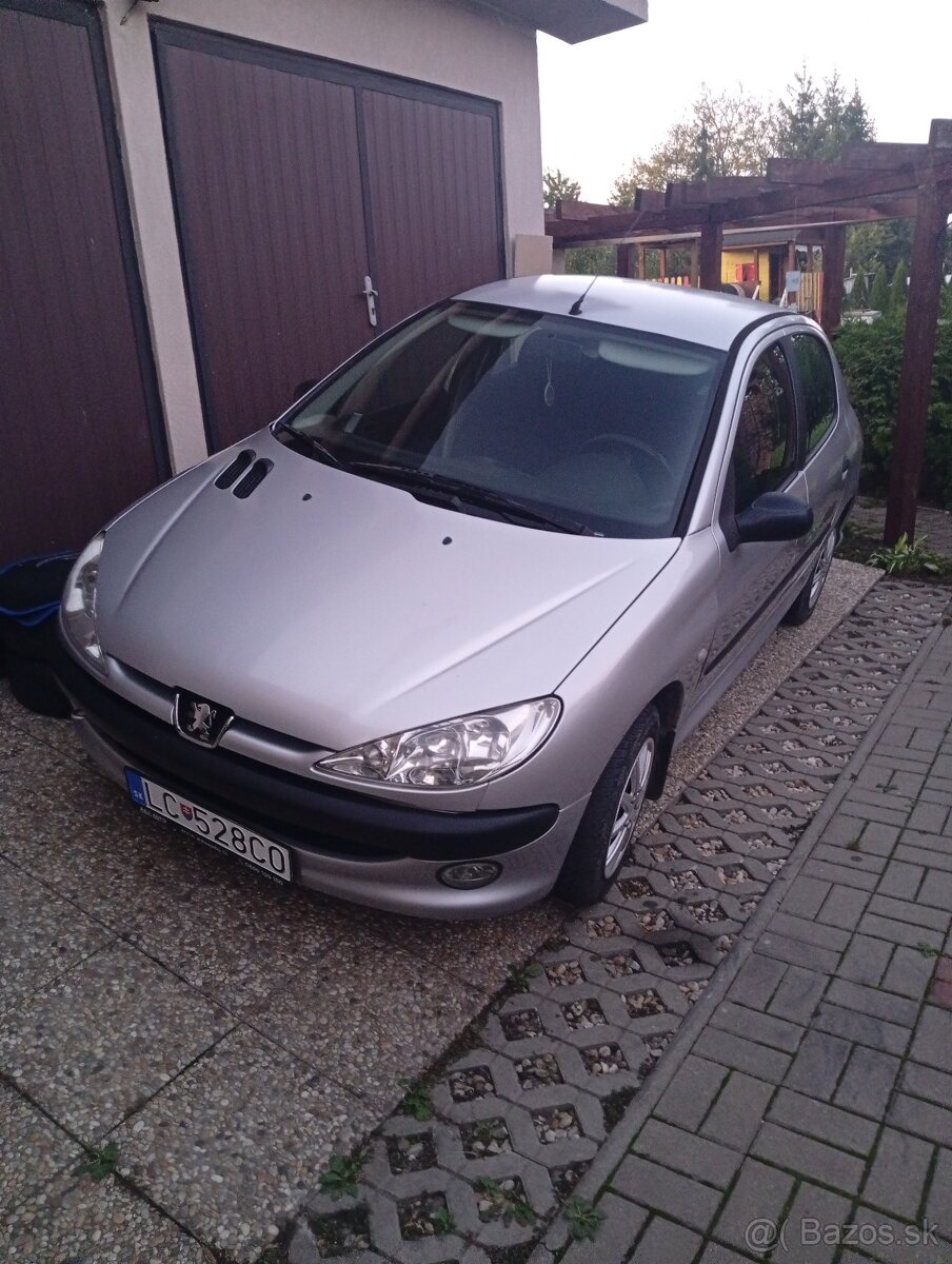 Peugeot 206