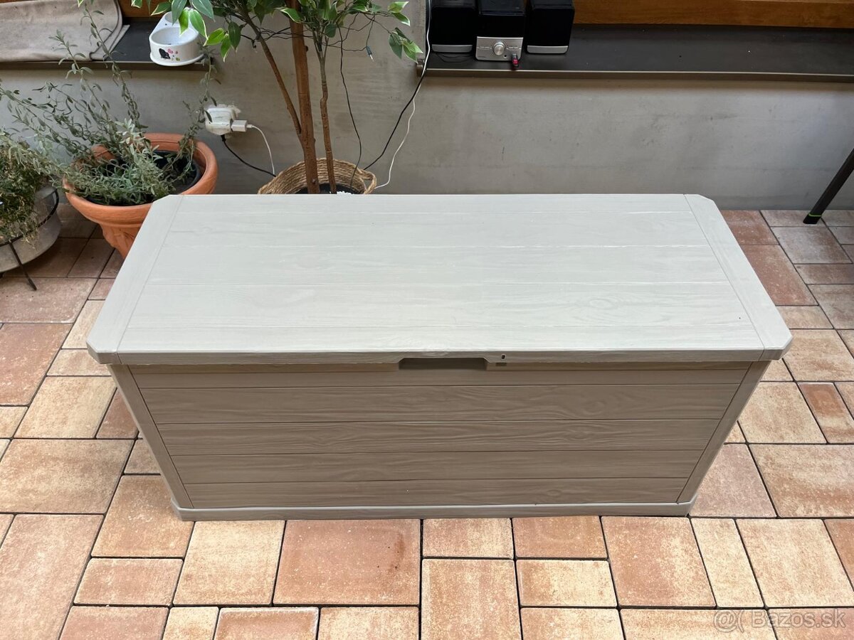 Záhradný úložný box