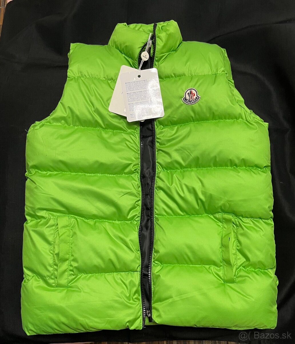 Predám dámsku vestu Moncler