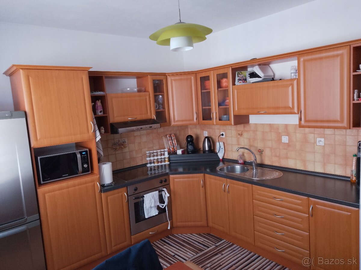 2 izbový byt komplet zariadený s parkovaním Žilina - Vlčince