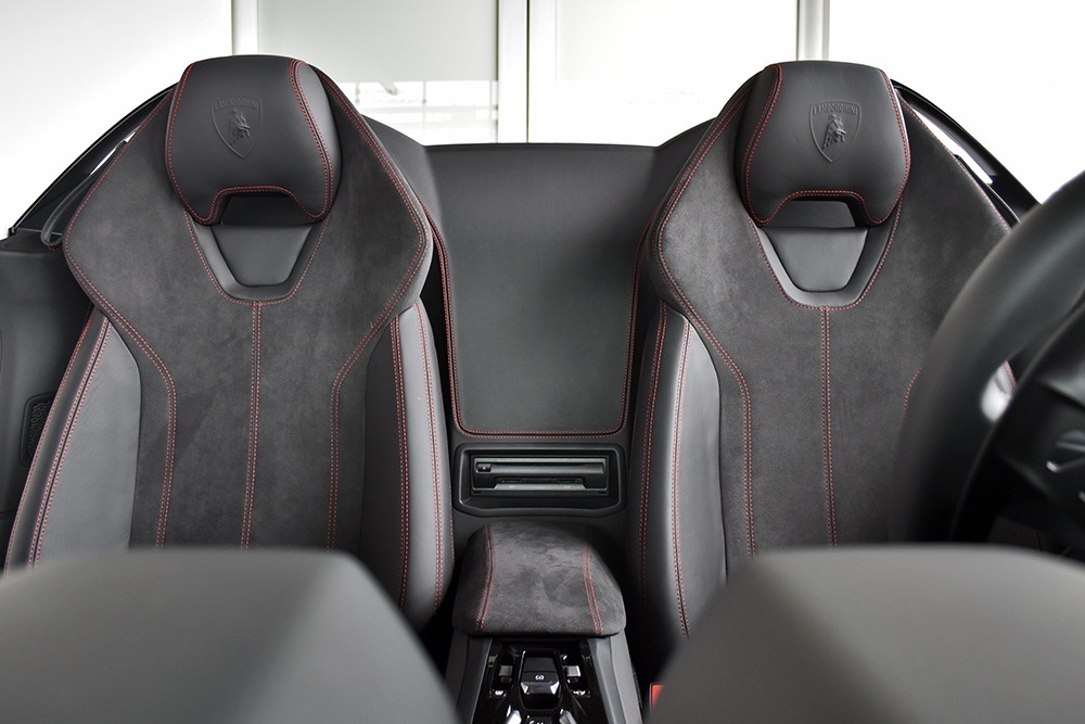 Sedadlo z Lamborghini Huracan