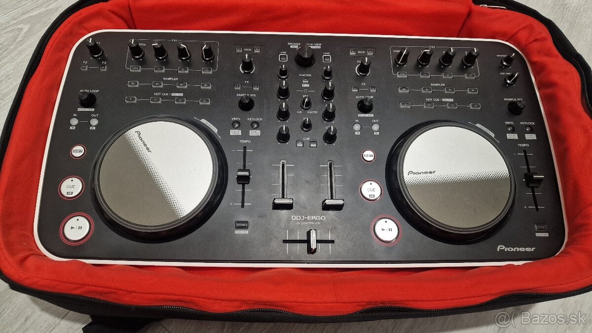 Konzola DDJ ERGO + taška