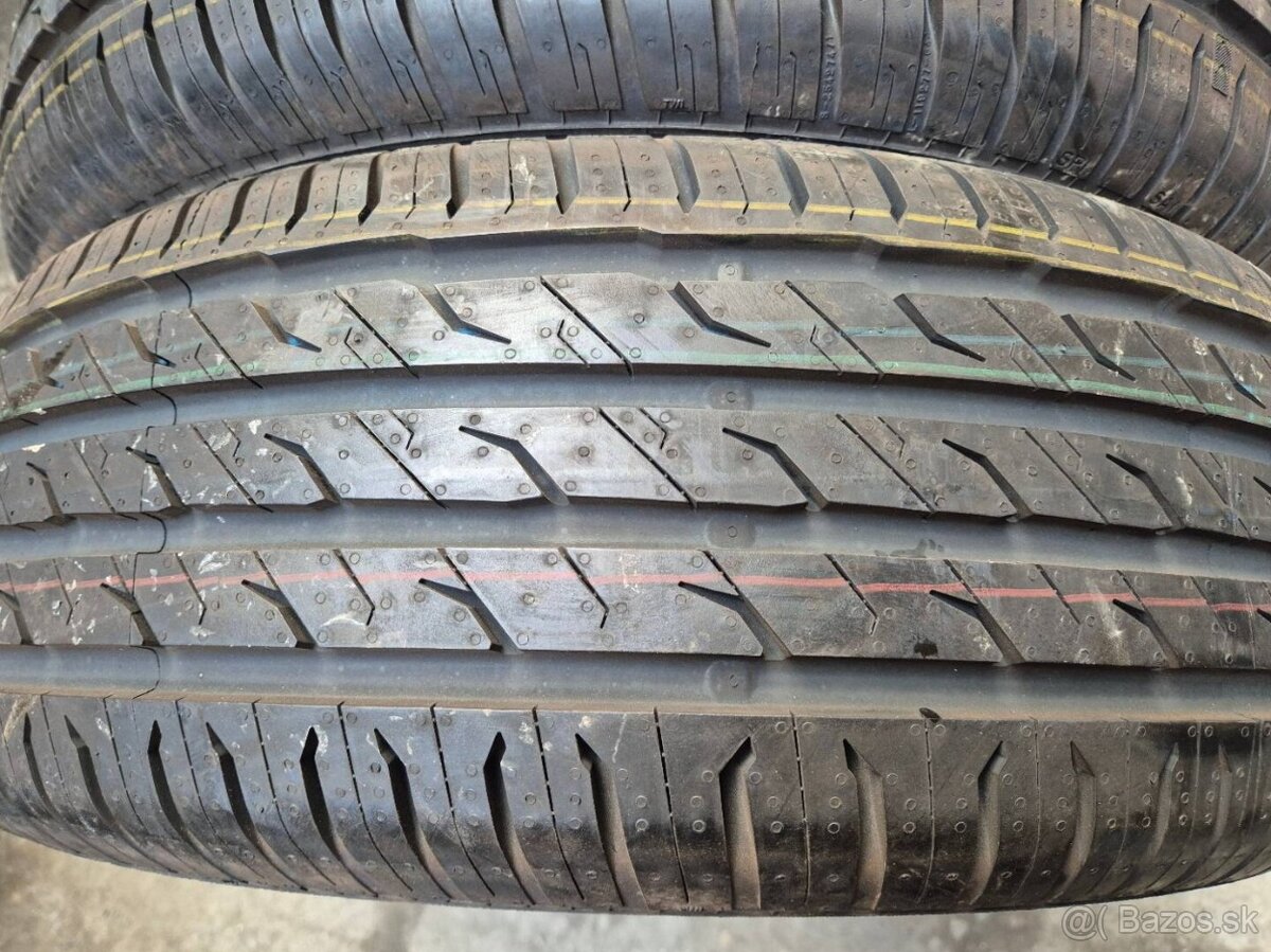 225/65 r17 letné 2 ks SEMPERIT - nejazdené