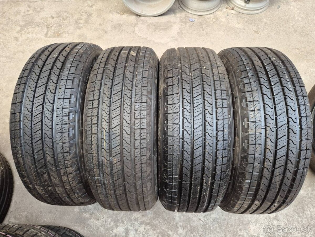 255/55 r20 celoročné GOODYEAR - nejazdené