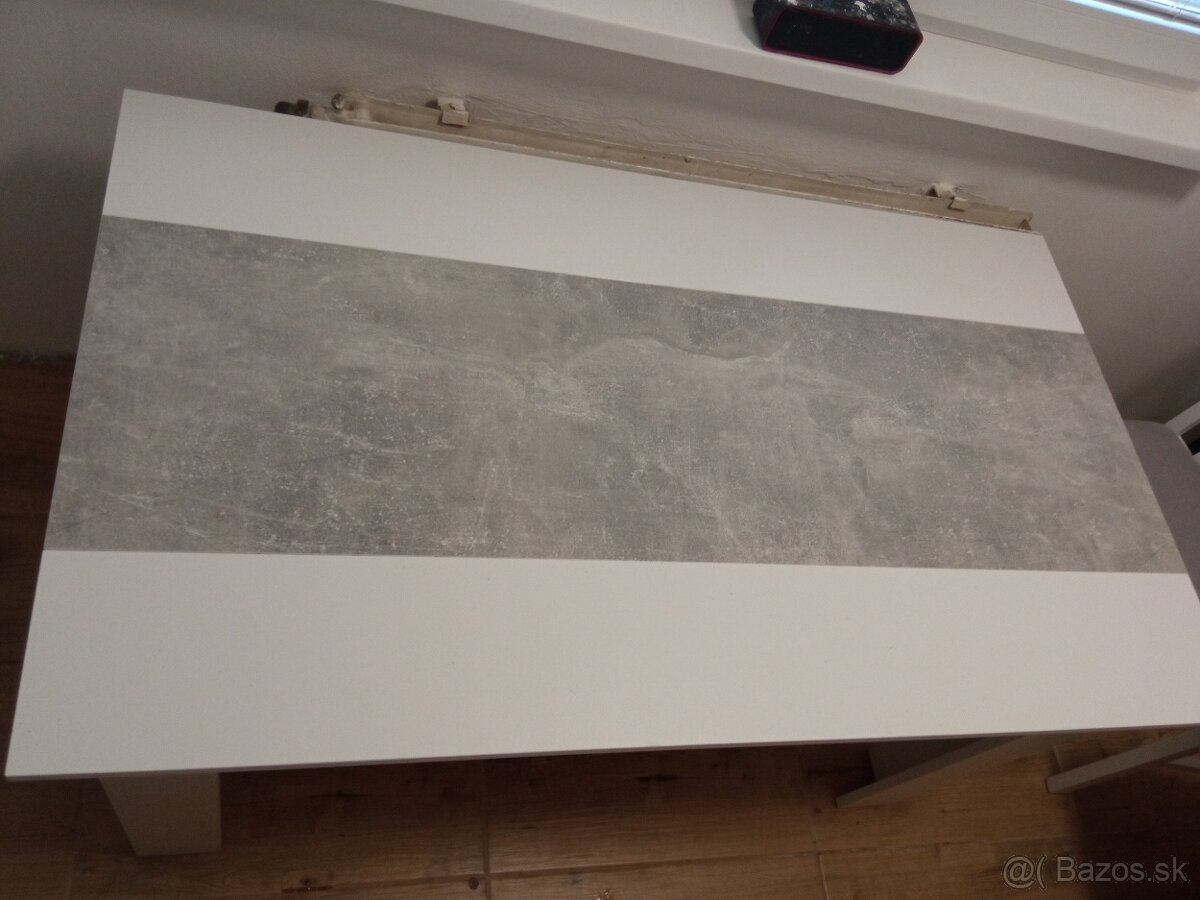Jedálenský stôl 140x80 cm