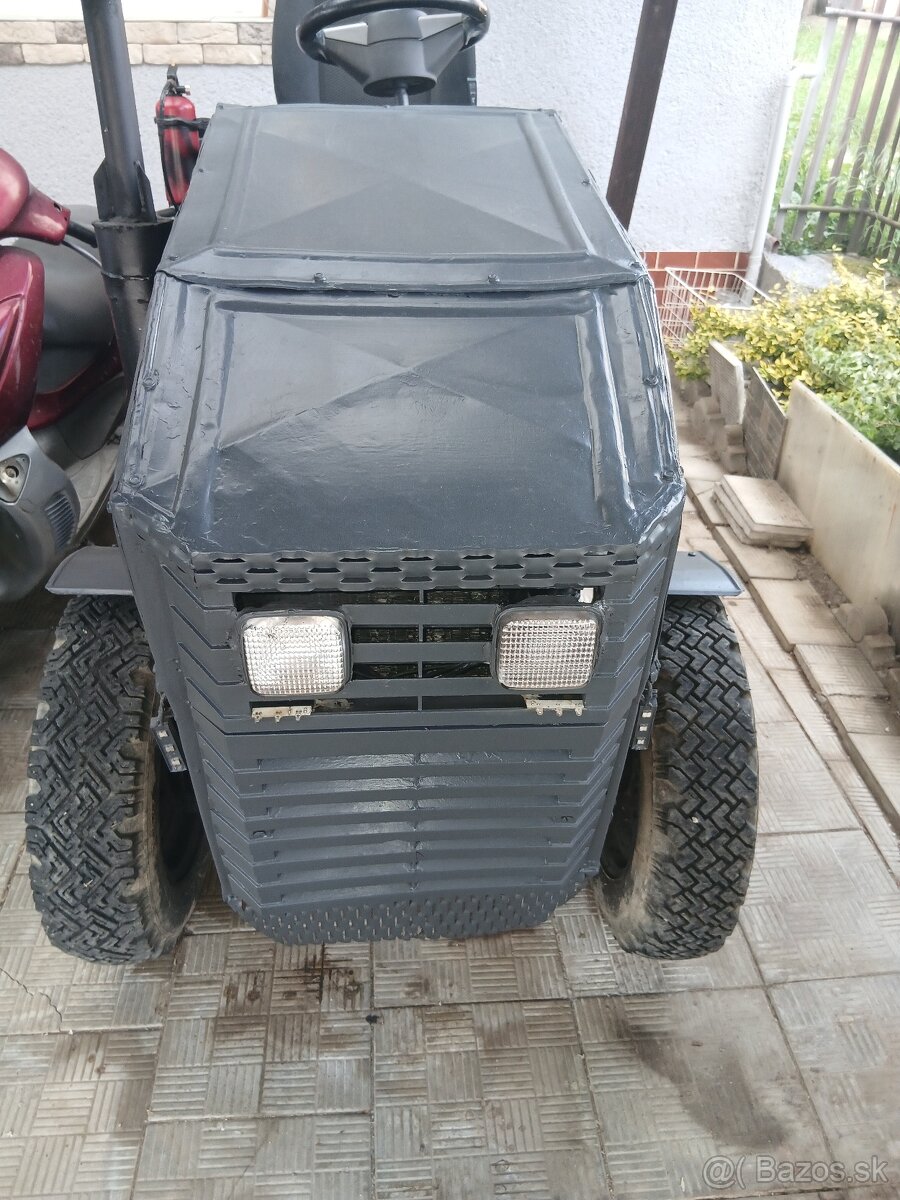 Predám Traktor