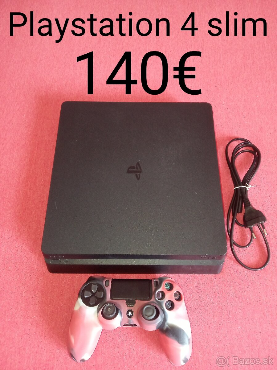 Playstation 4 slim.