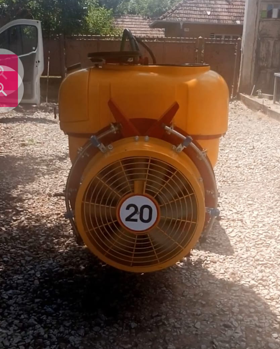 Postrekovač na vinohrad ventilátorový