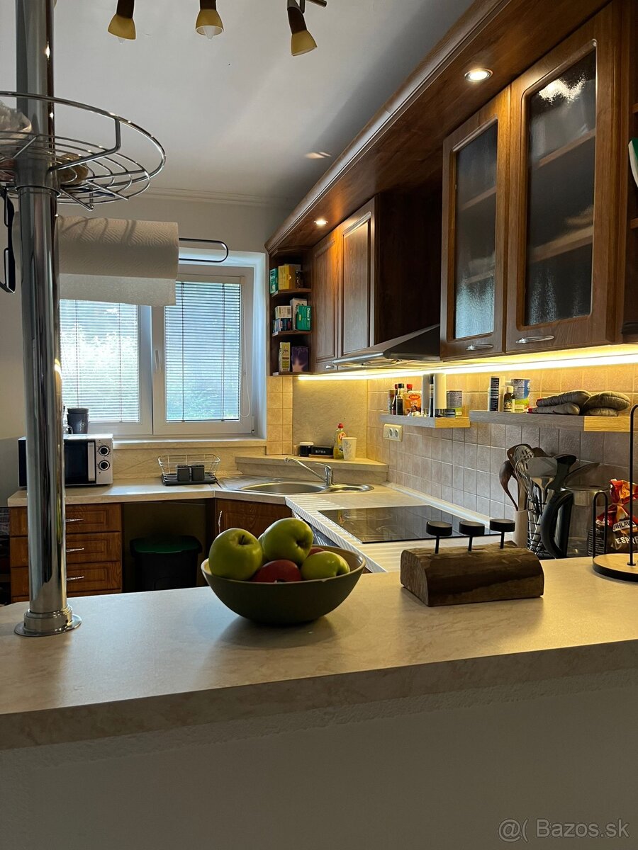 Veľký 2-izbový byt na prenájom 68m2