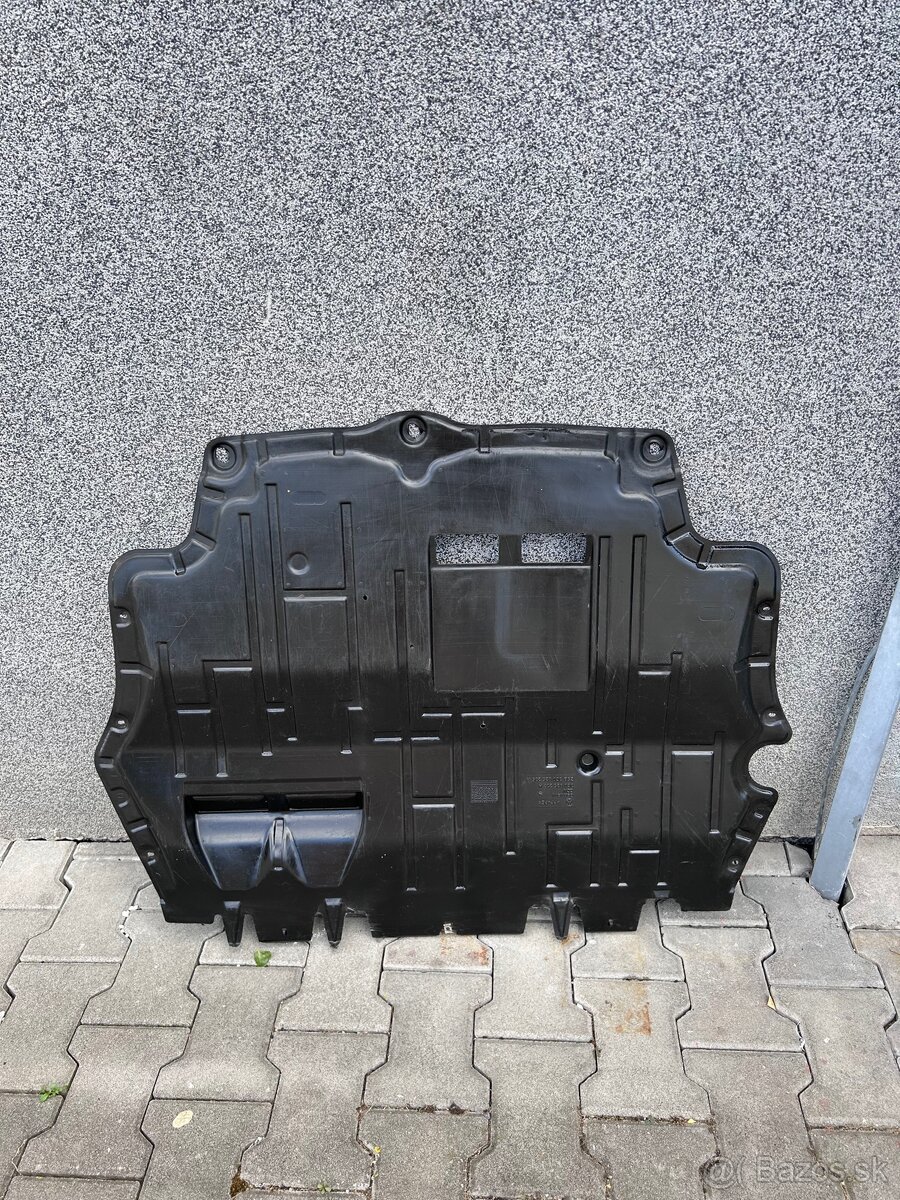 Spodný kryt motoru VW Passat B6