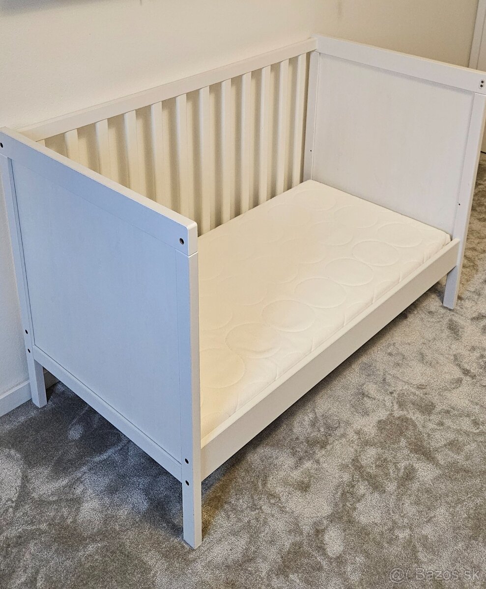 Detská postieľka IKEA SUNDVIK s matracom