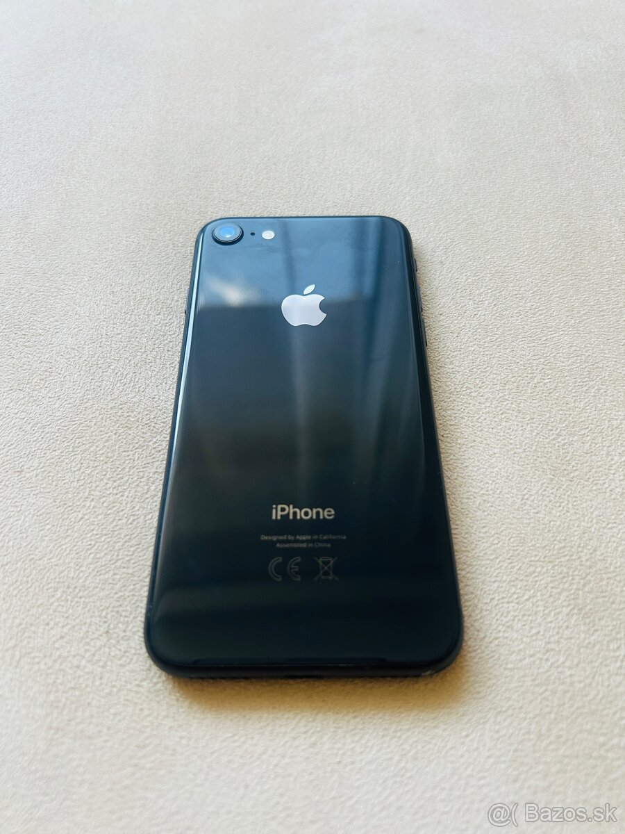 iphone 8 64 GB TOP STAV