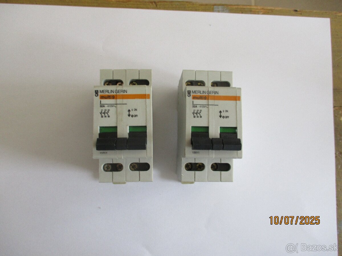 Predám vypínač 32A  Rôzne ističe