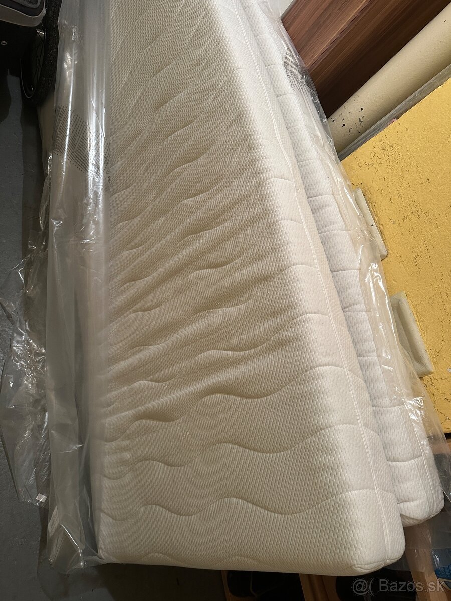 Molitanový /penový matrac 90x200