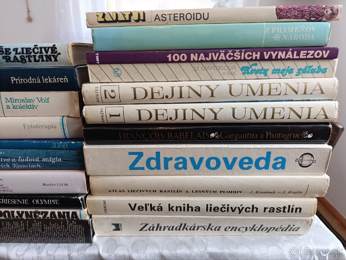 Knihy rôzneho žánru