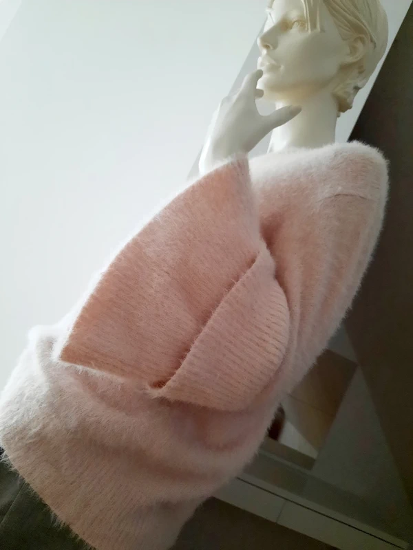 """SVETER S VOLÁNMI""" vel M