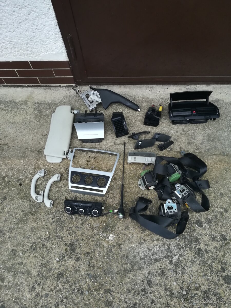 interier, plasti, ovladanie, škoda octavia II