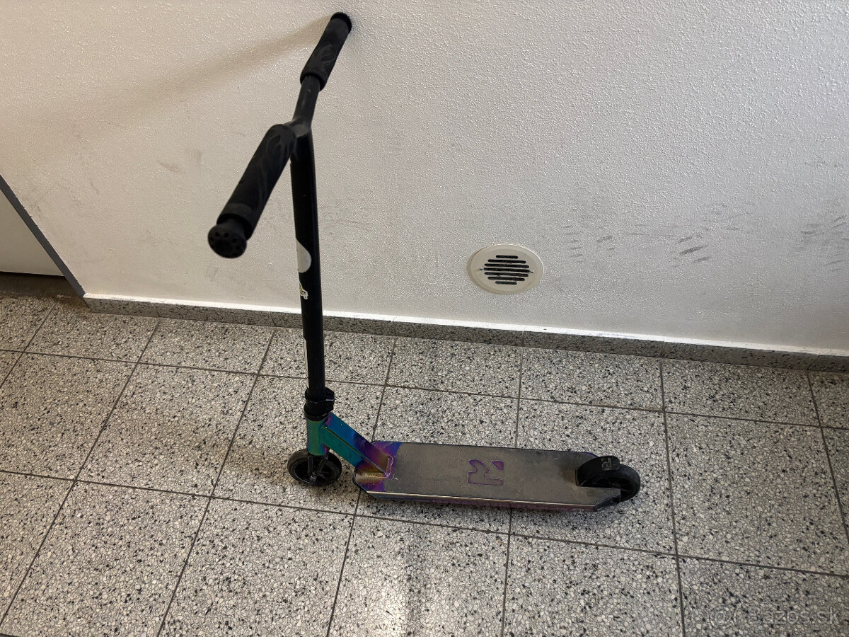 Predám Freestyle kolobežku Root Industries Type R