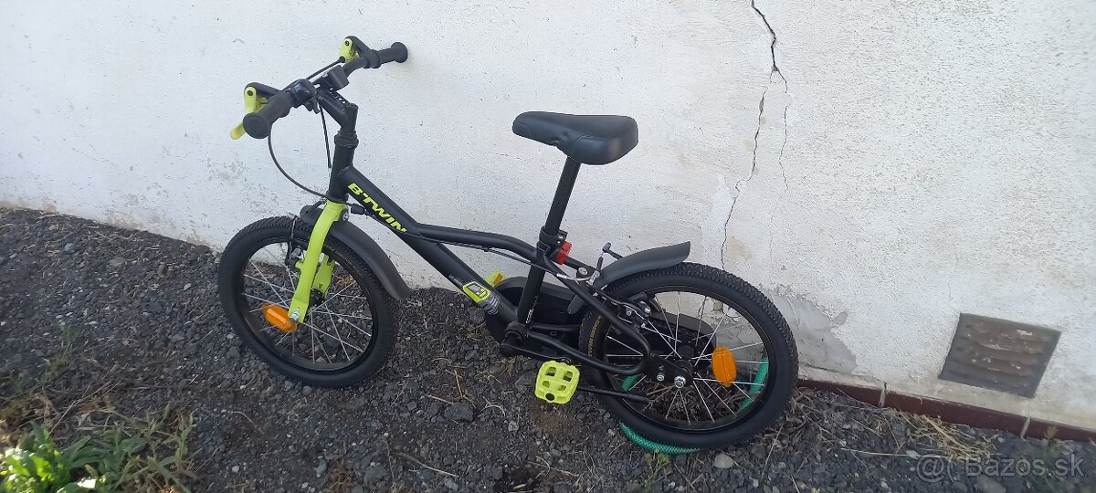 Destsky bicykel B-twin